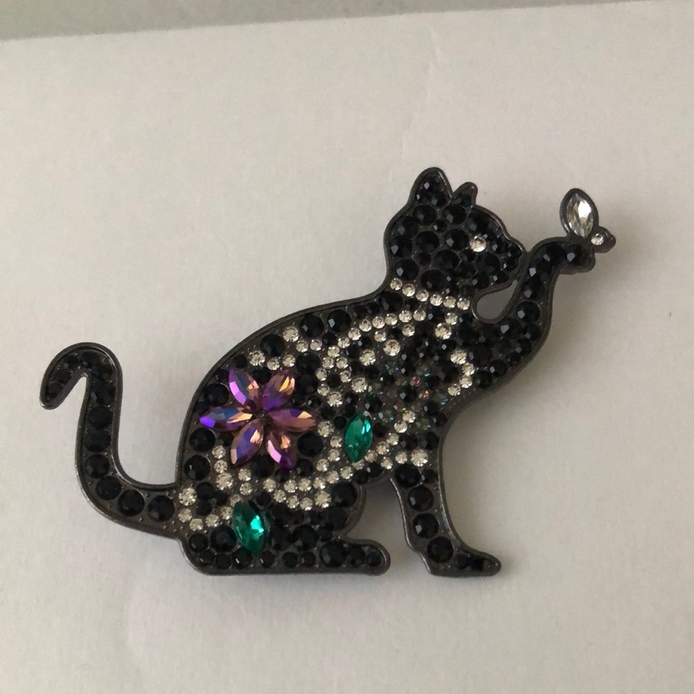 Rhinestone Cat Brooch